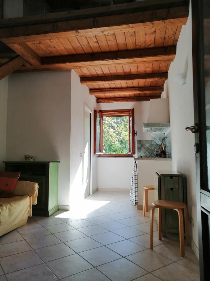 I Lecci Bed & Breakfast Леричи Екстериор снимка